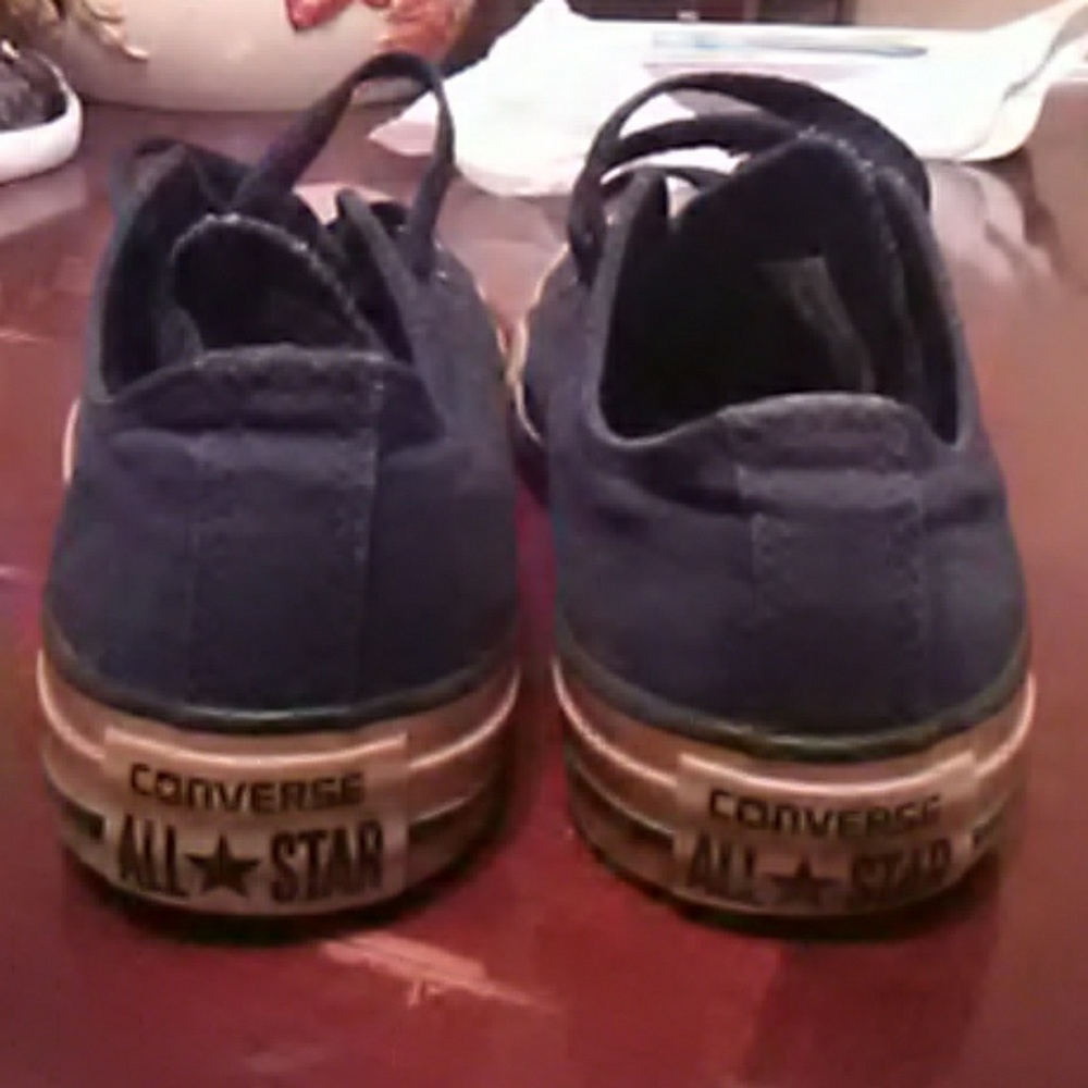 Converse - Picture 3 of 3